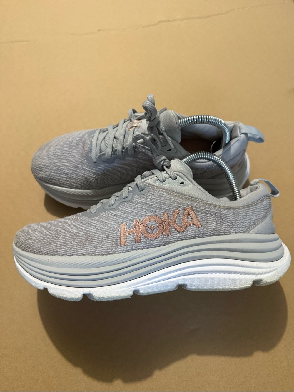 Hoka Gaviota 5 Women's Light Gray Running Shoes with Rose Logo size 9B - Picture 2 of 6